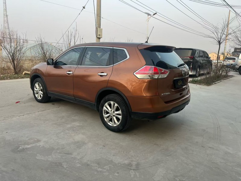 徐州15年日產奇駿3