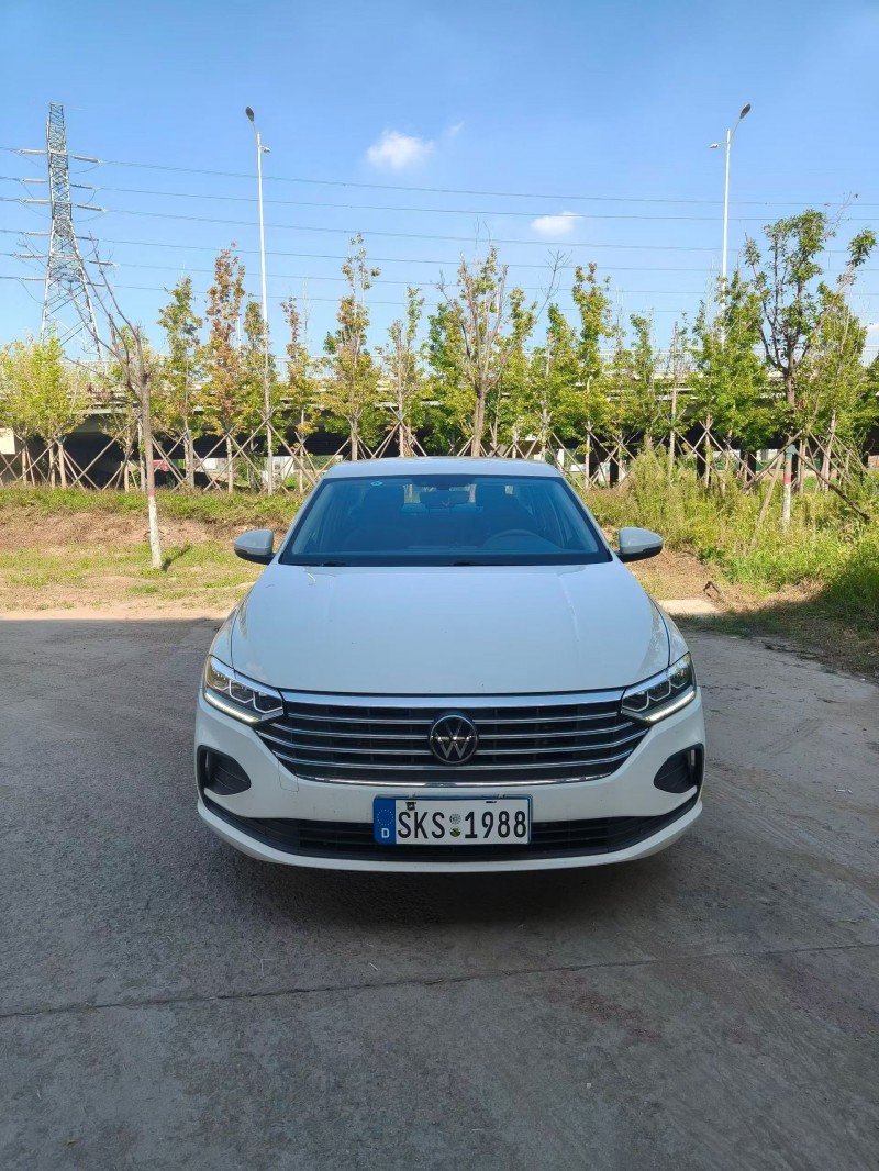 青岛23年大众朗逸1