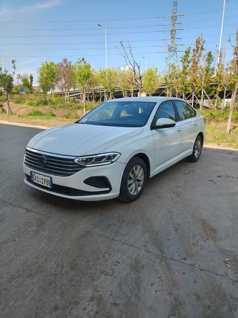 青岛23年大众朗逸3