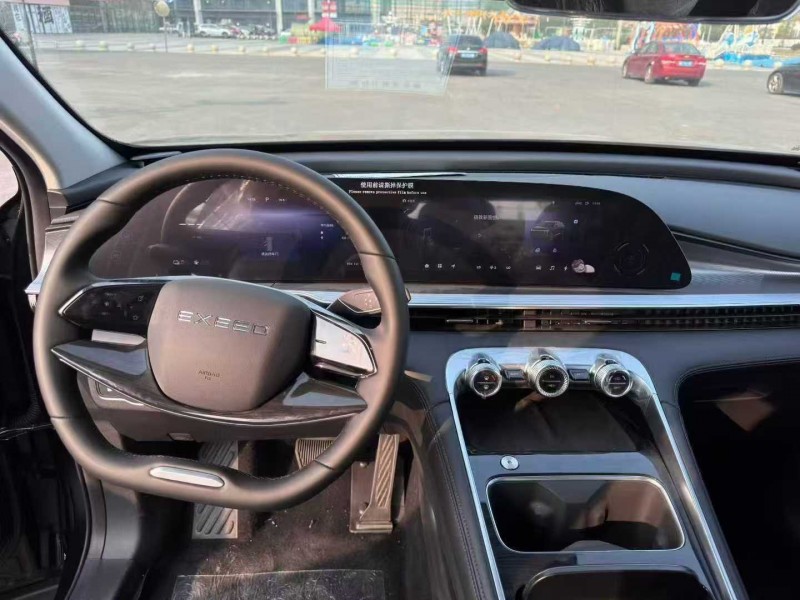 金华25年奇瑞星途8