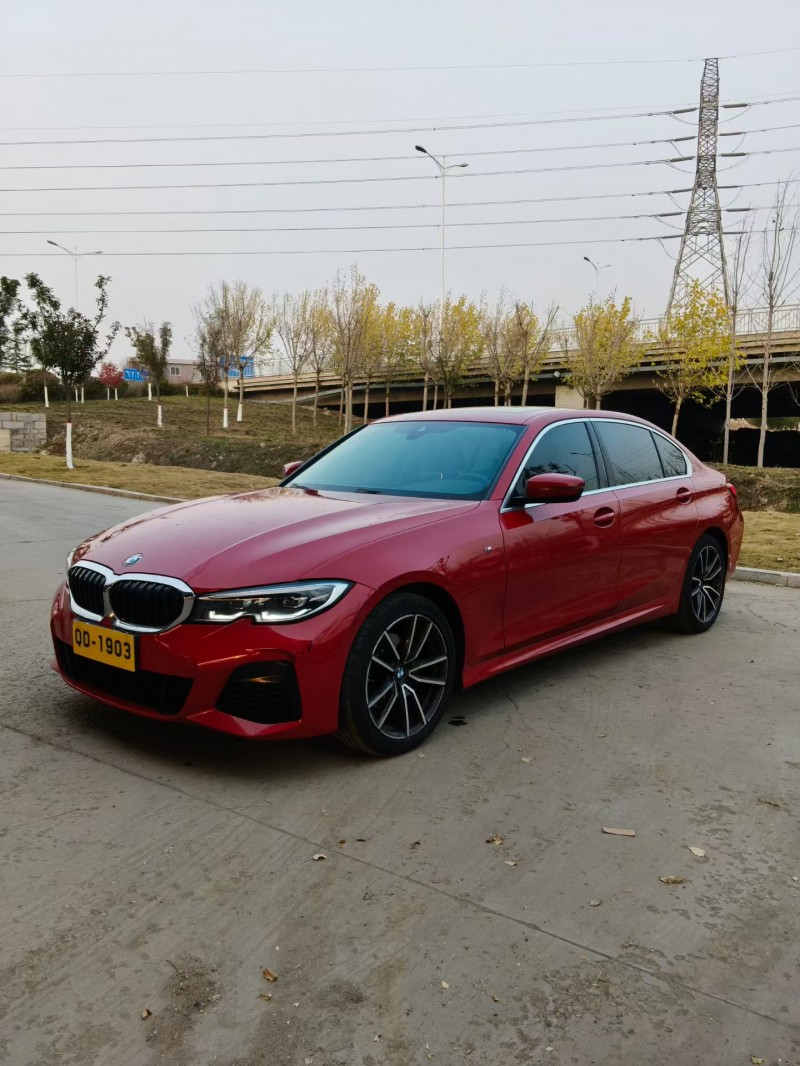 青岛22年宝马3系3