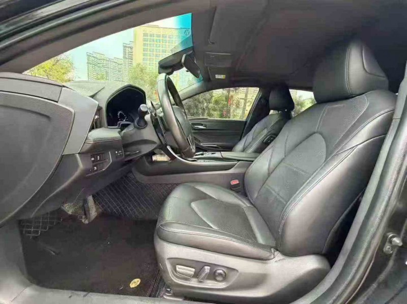 珠海22年丰田亚洲龙4