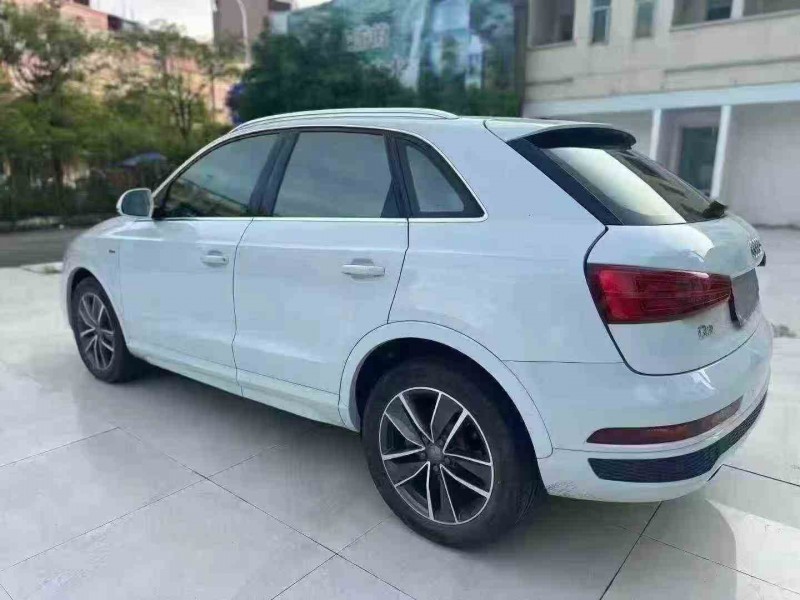 佛山19年奧迪Q37