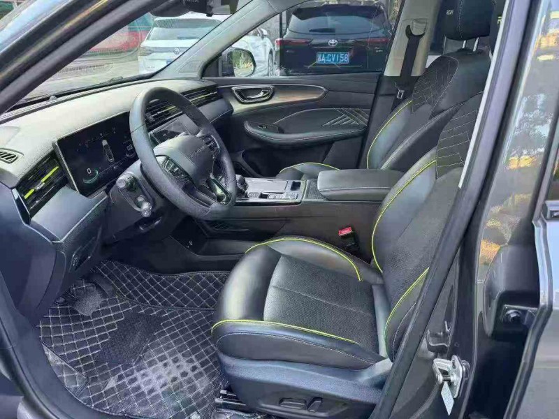 常德22年荣威RX54