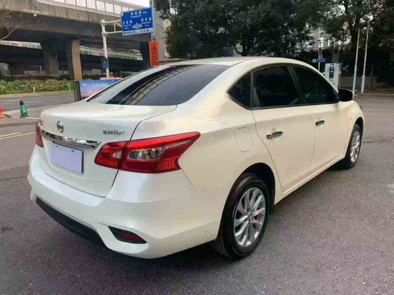 衡阳23年日产轩逸8