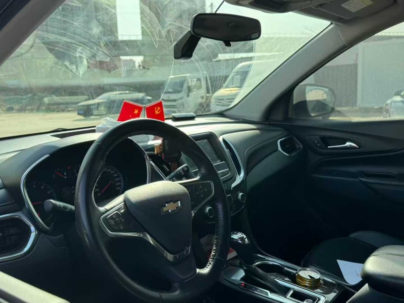 西安20年雪佛兰探界者4