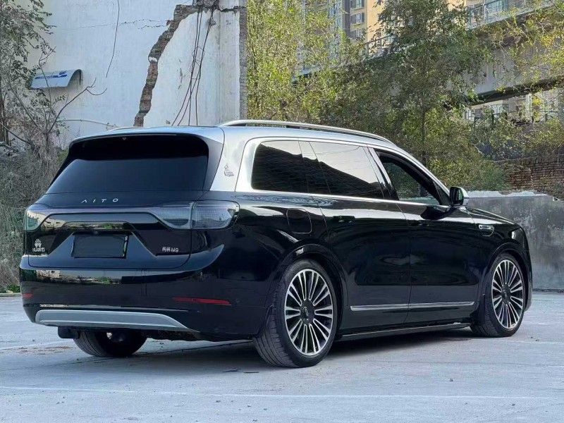 西安24年华为智选问界7