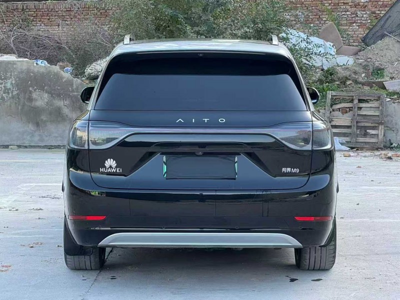 西安24年华为智选问界8