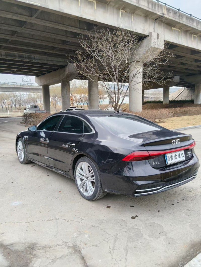 青岛25年奥迪A7L7