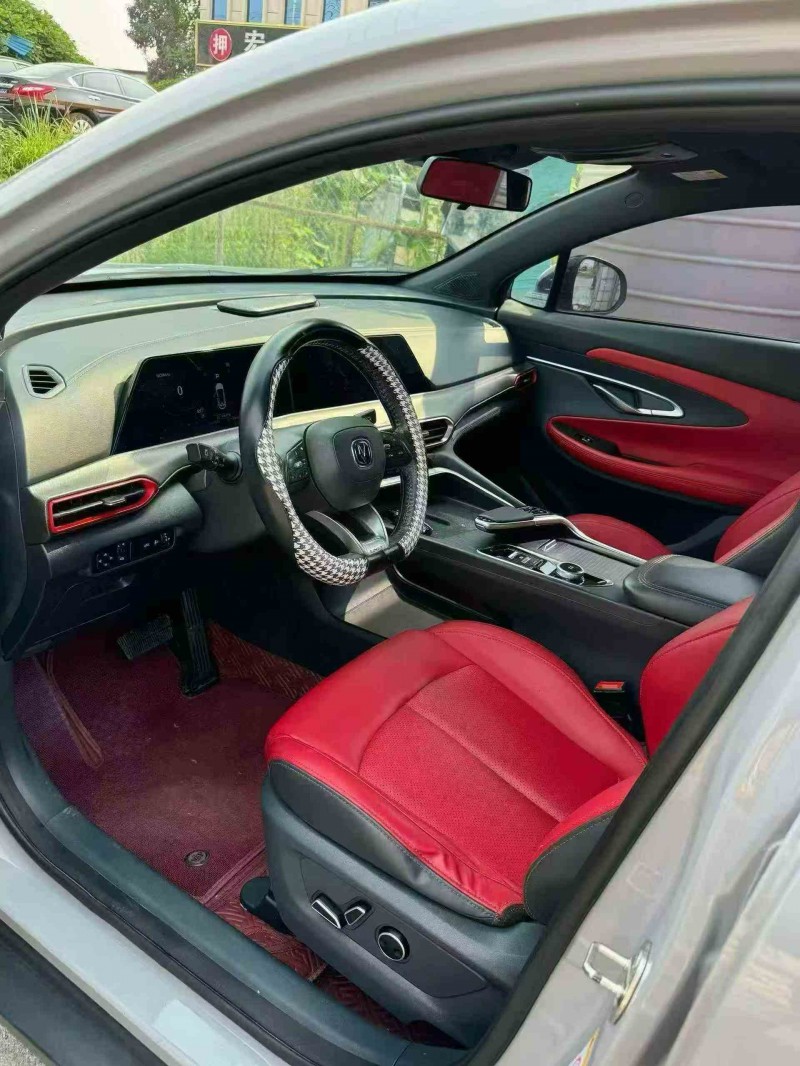 岳阳21年长安汽车UNI4