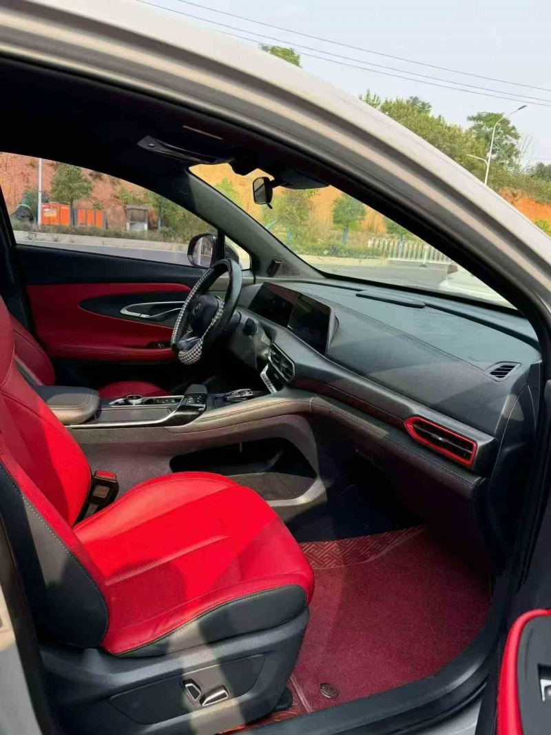 岳阳21年长安汽车UNI5