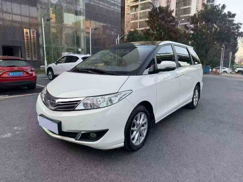 邵阳17年比亚迪M62