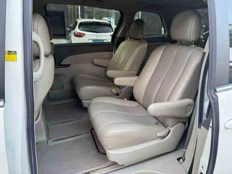 邵阳17年比亚迪M67