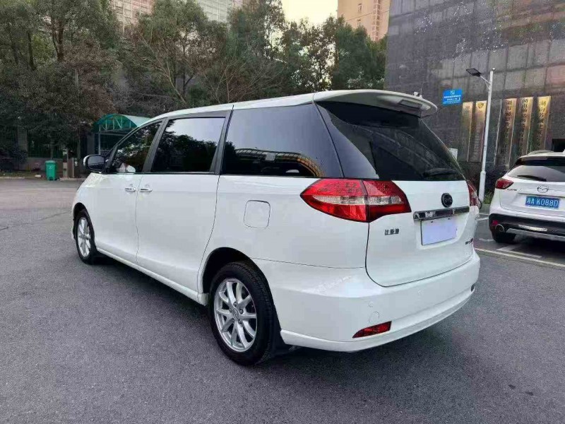 邵阳17年比亚迪M68