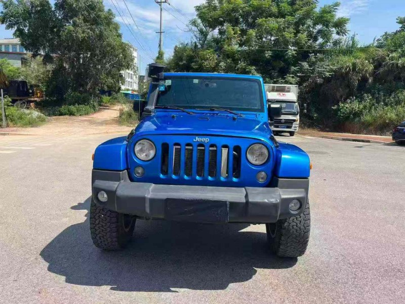 南宁15年Jeep牧马人1