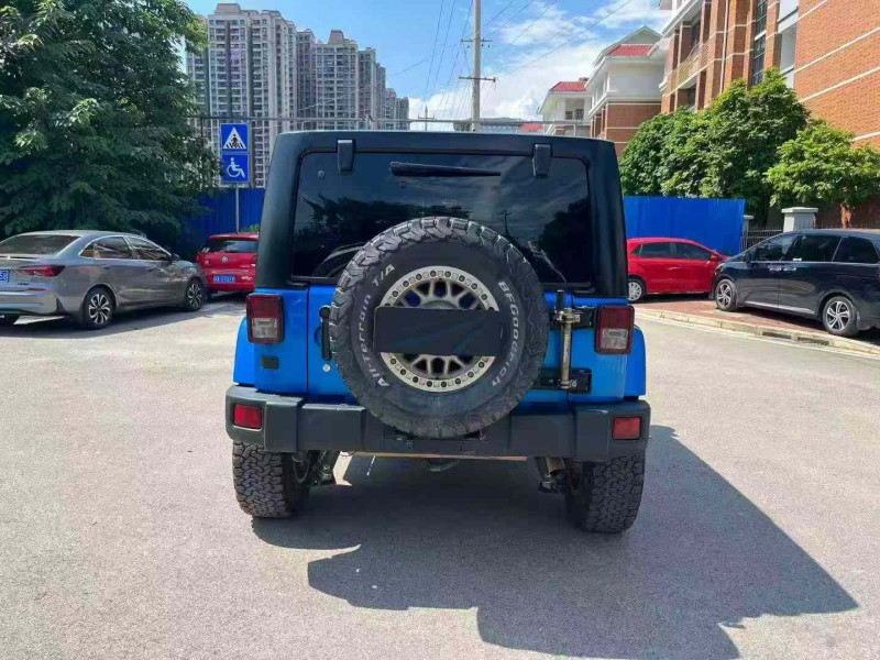 南宁15年Jeep牧马人9
