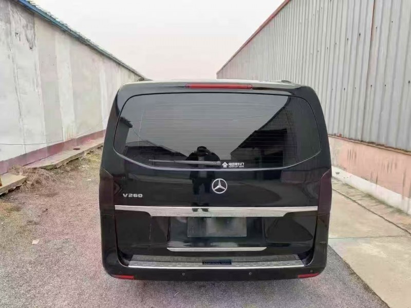 濰坊18年奔馳威霆9