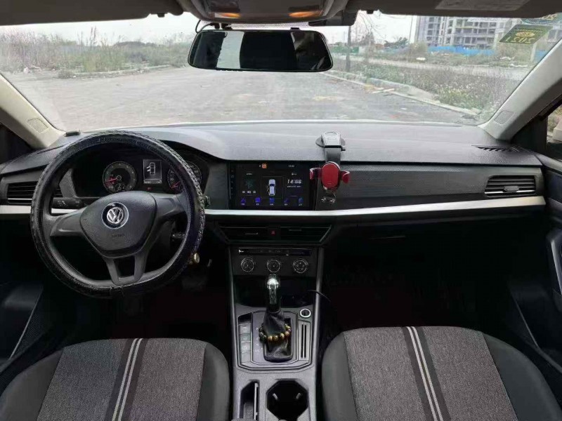 遵义19年大众朗逸5