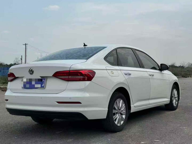 遵义19年大众朗逸7