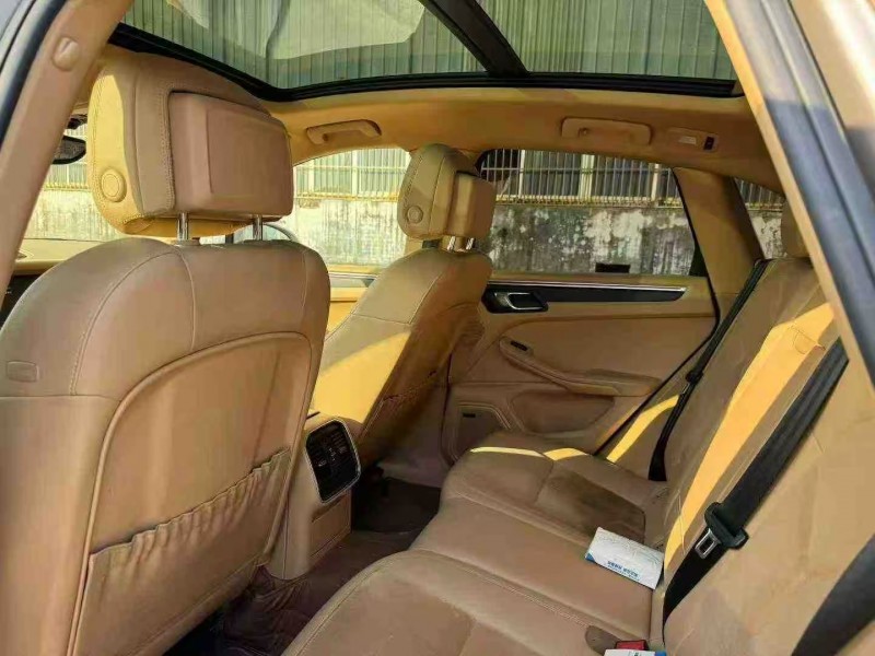 菏泽16年保时捷Macan5