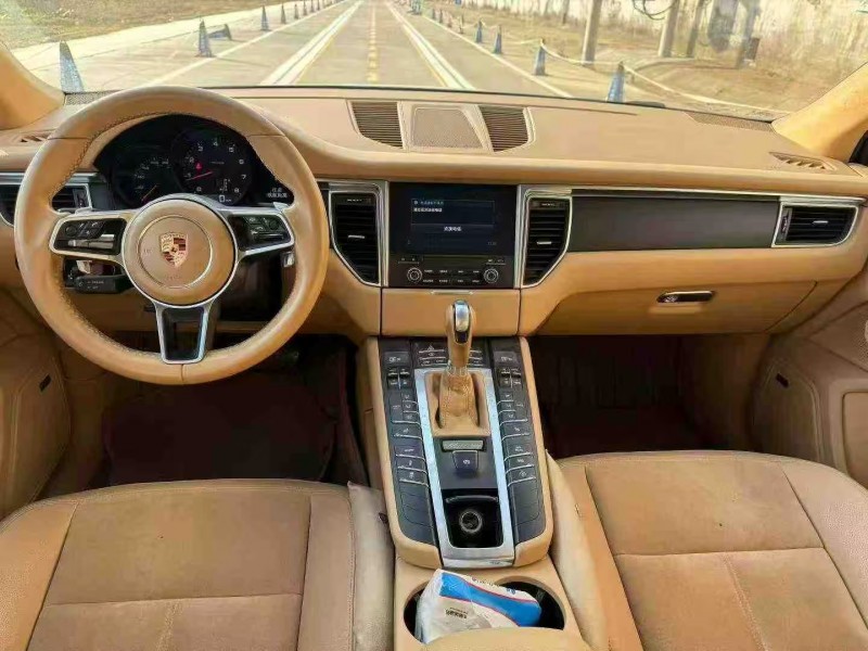菏泽16年保时捷Macan6