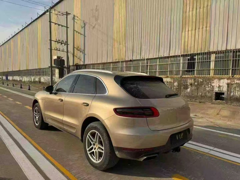 菏泽16年保时捷Macan7