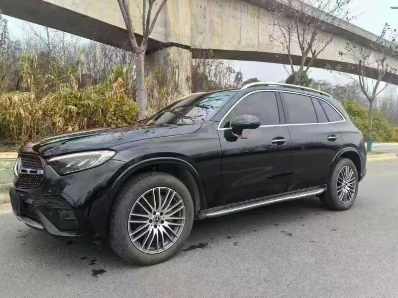 武汉23年奔驰GLC2