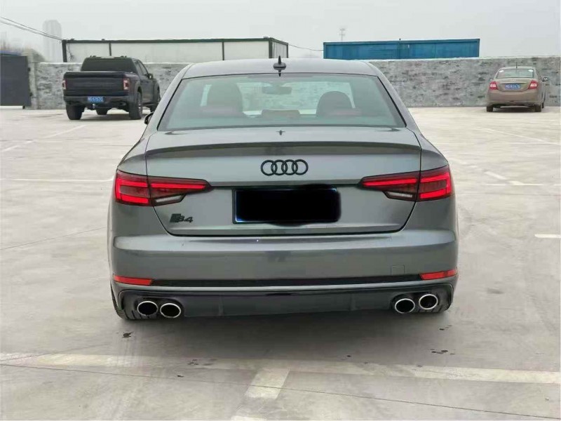 濟寧19年奧迪S48