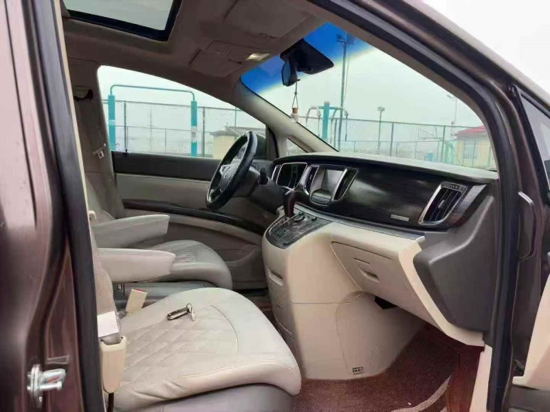 济宁13年别克GL85