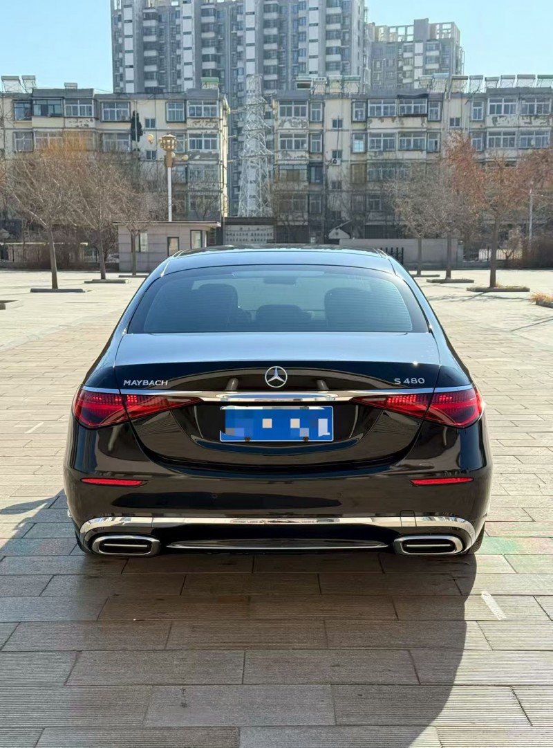 唐山23年奔驰迈巴赫S级9