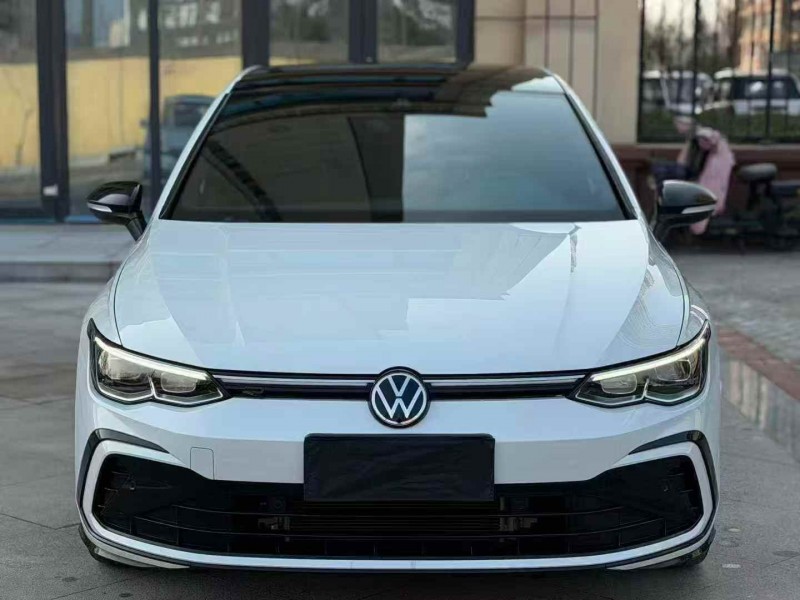 济宁22年大众高尔夫1