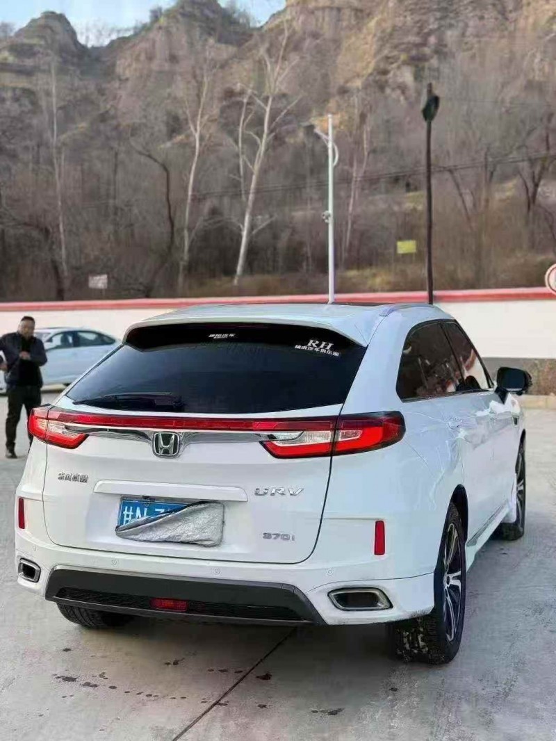 白银19年本田URV7