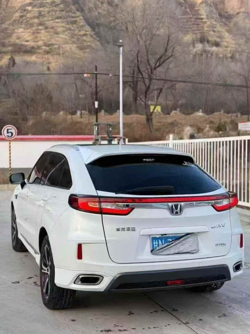 白银19年本田URV8