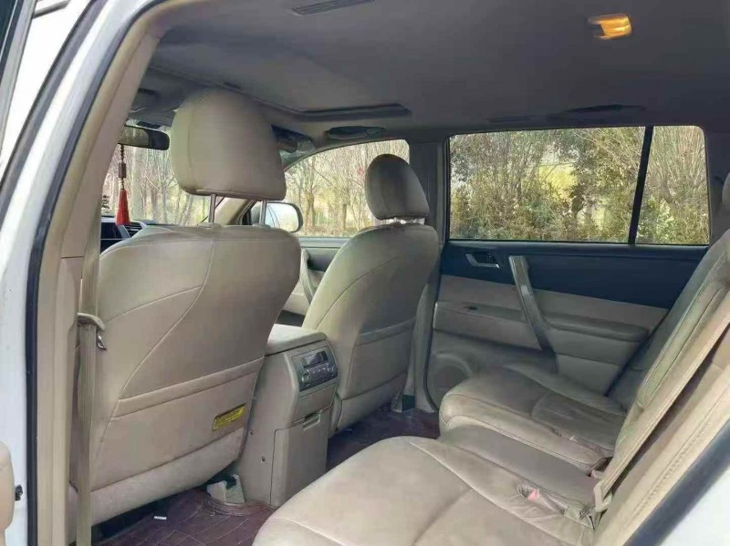 東營12年豐田漢蘭達4