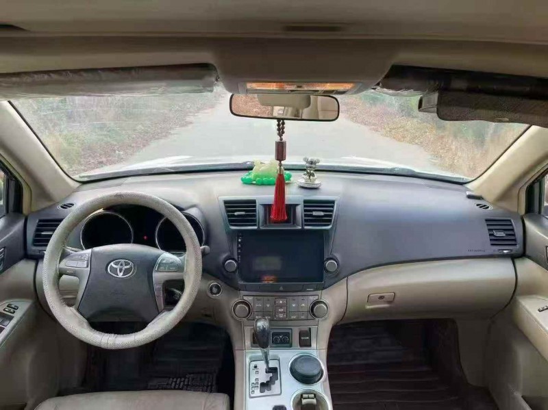 東營12年豐田漢蘭達6