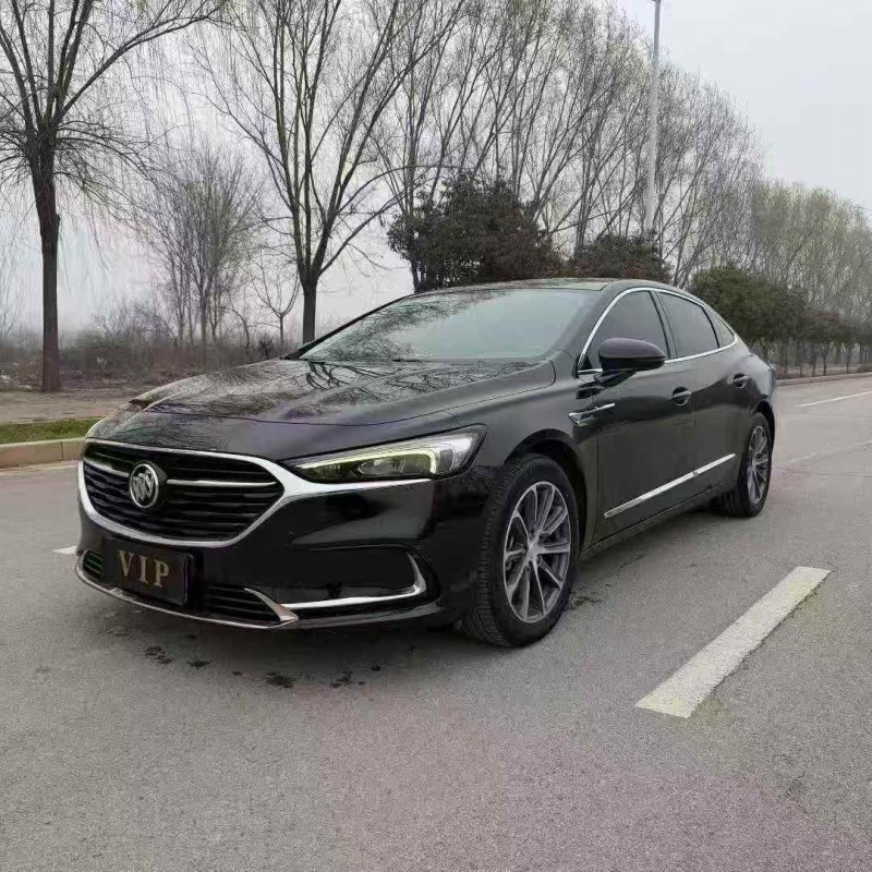 济宁22年别克君越2