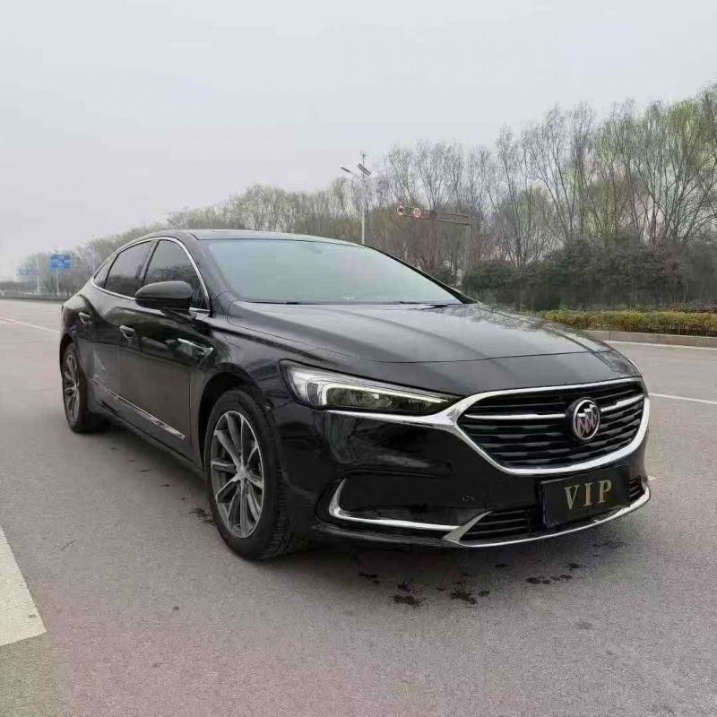 济宁22年别克君越3