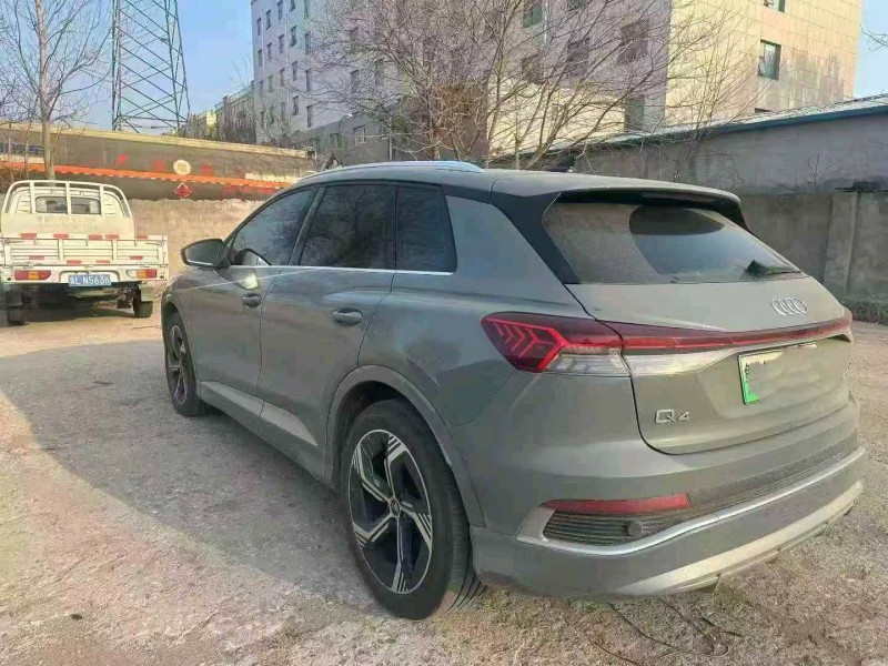 煙臺24年奧迪Q48