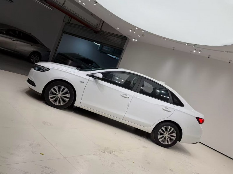 成都19年别克英朗2