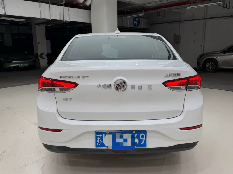 成都19年别克英朗6