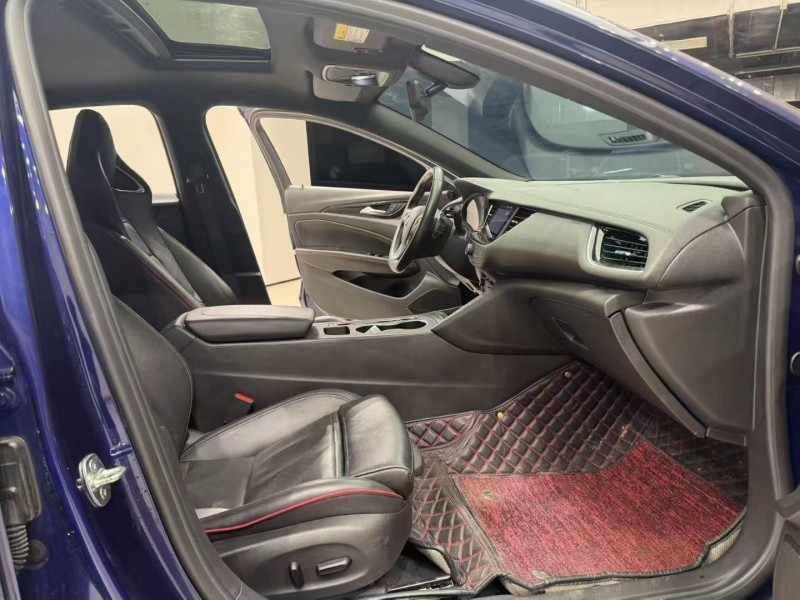 成都21年别克君威5