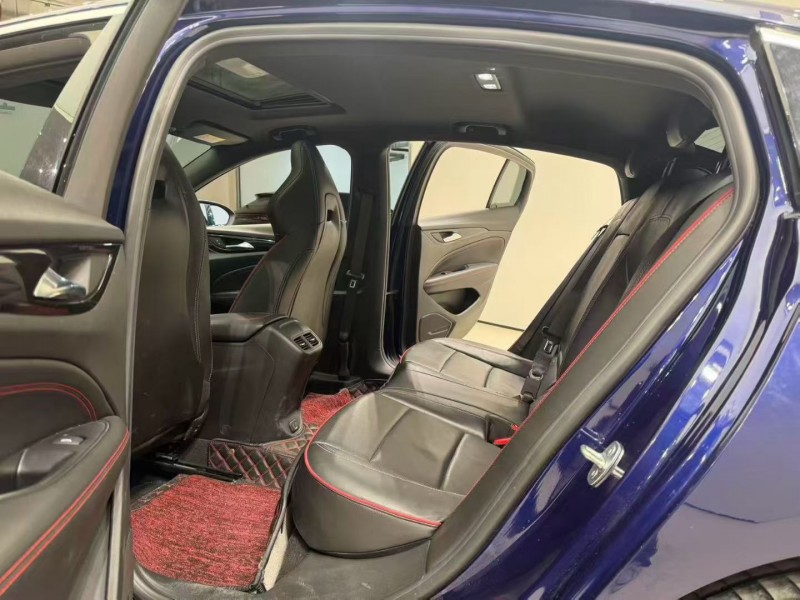 成都21年别克君威9