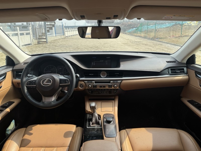 苏州18年雷克萨斯ES3