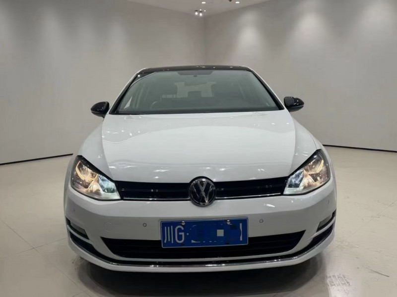 成都17年大众高尔夫1