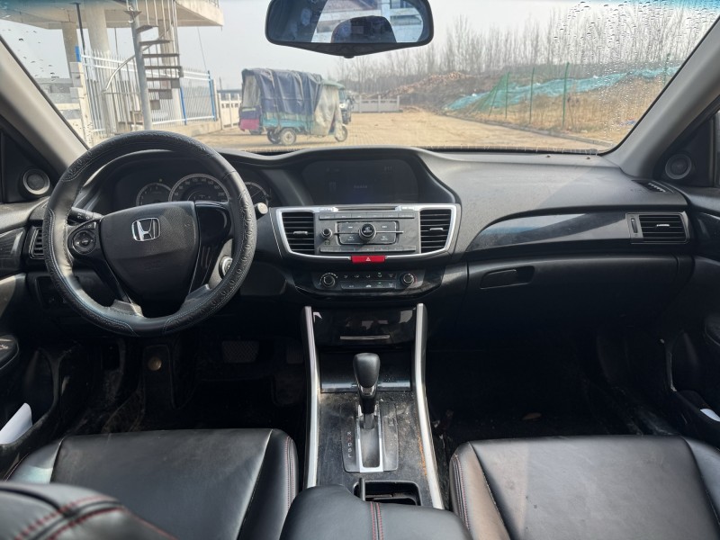 焦作16年本田雅阁4