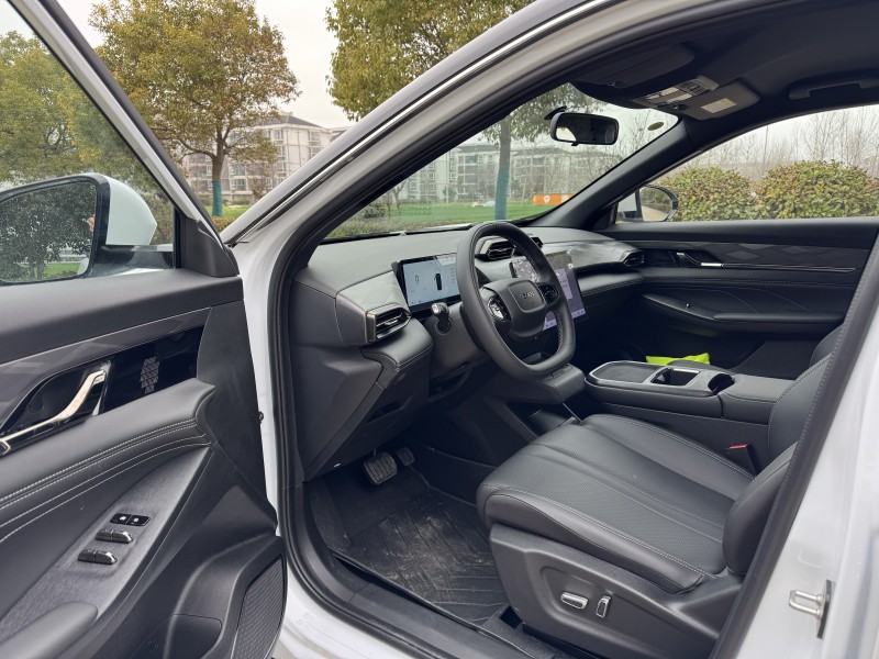 盐城25年东风风神5