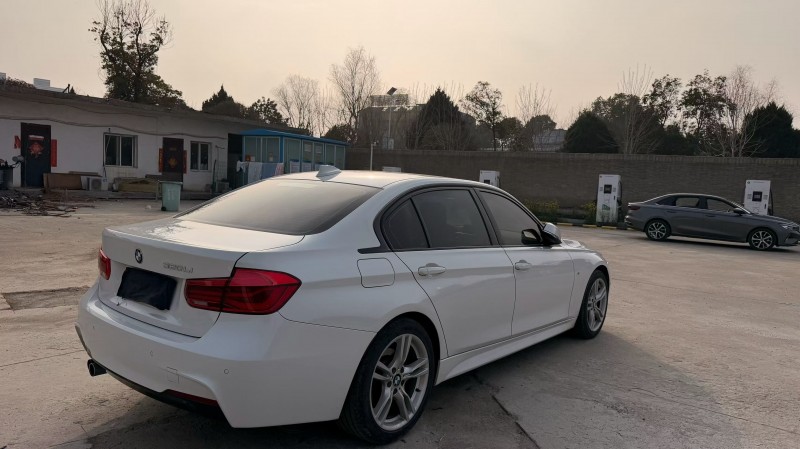 南阳17年宝马3系7