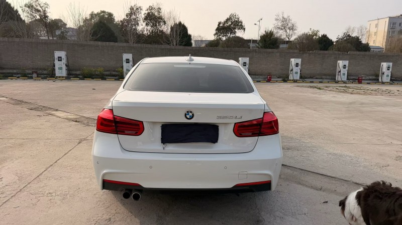 南阳17年宝马3系8