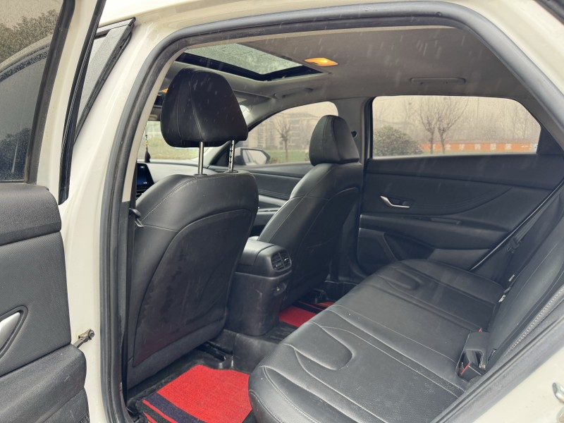 盐城22年现代伊兰特2