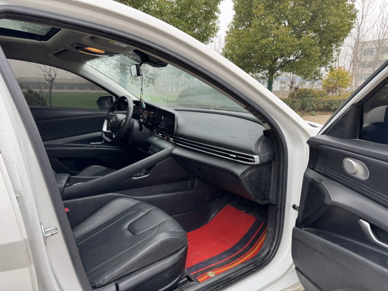 盐城22年现代伊兰特3